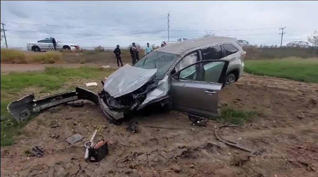 Se registra accidente por la carretera en la zona industrial de Los Mochis 