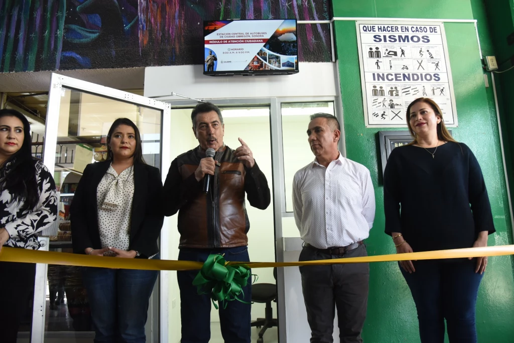 Inaugura alcalde de Cajeme oficina de Atención Ciudadana en la Central de Autobuses