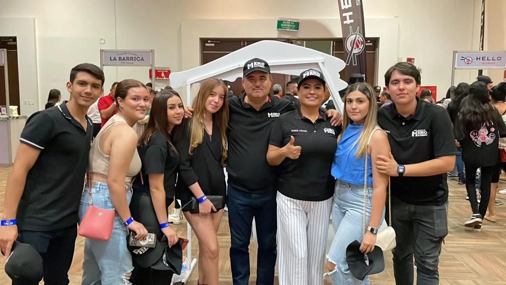 Gente de Corazón sostiene encuentro juvenil para motivar a los jóvenes a emprender