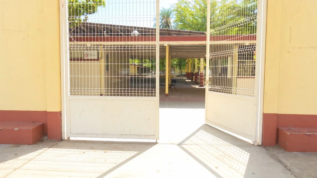 Este miércoles, directores retoman actividades en las escuelas