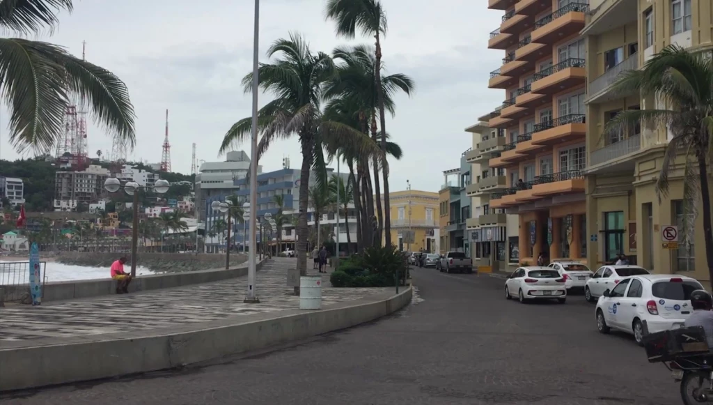 Mazatlán prevenido con refugios ante cuarta tormenta invernal