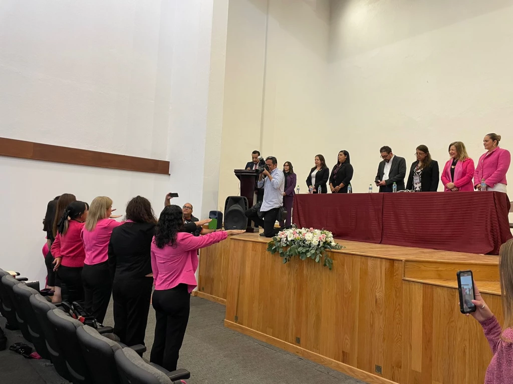 Toma protesta comité Directivo Capítulo Mazatlán de Mujeres Empoderadas A.C