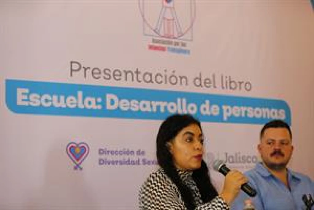 Asociación para las Infancias Transgénero pide capacitar a las escuelas de México