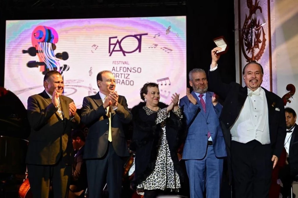 Gobernador Durazo clausura con gran éxito actividades de la 39 edición del FAOT