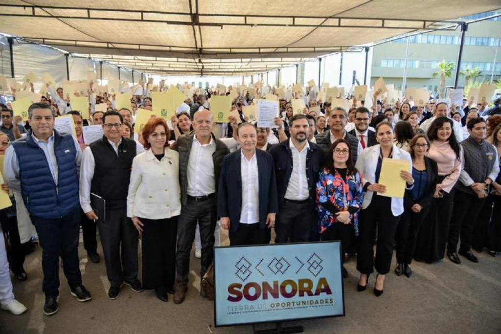 Entrega Gobernador Durazo más de mil bases a personal de salud e inaugura primera sala de hemodinamia en Sonora