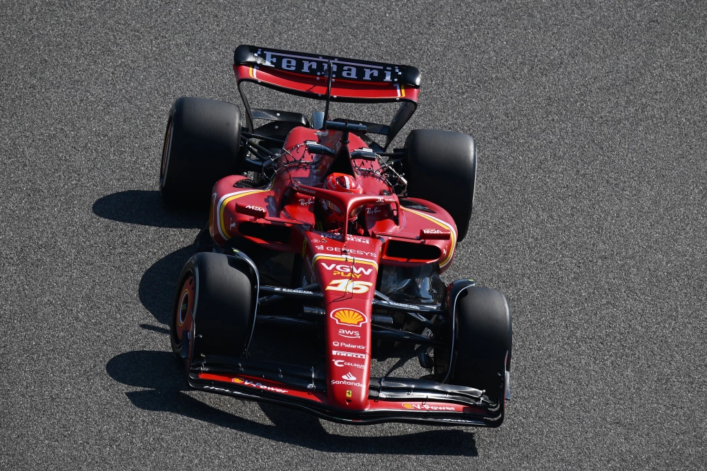 Carlos Sainz dominó este jueves las practicas en la F1
