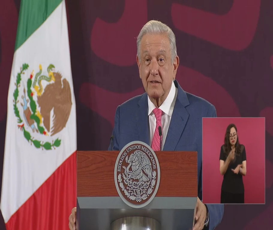Pide AMLO a Anabel Hernández que presente pruebas