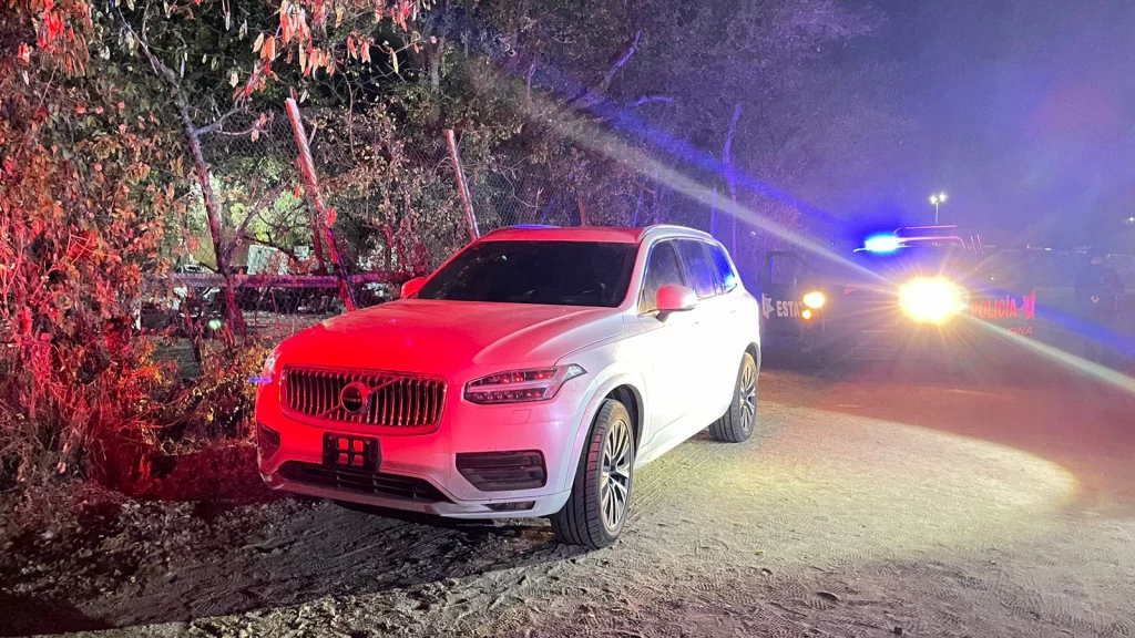 Camioneta robada es recuperada por Policías Estatales en Culiacán
