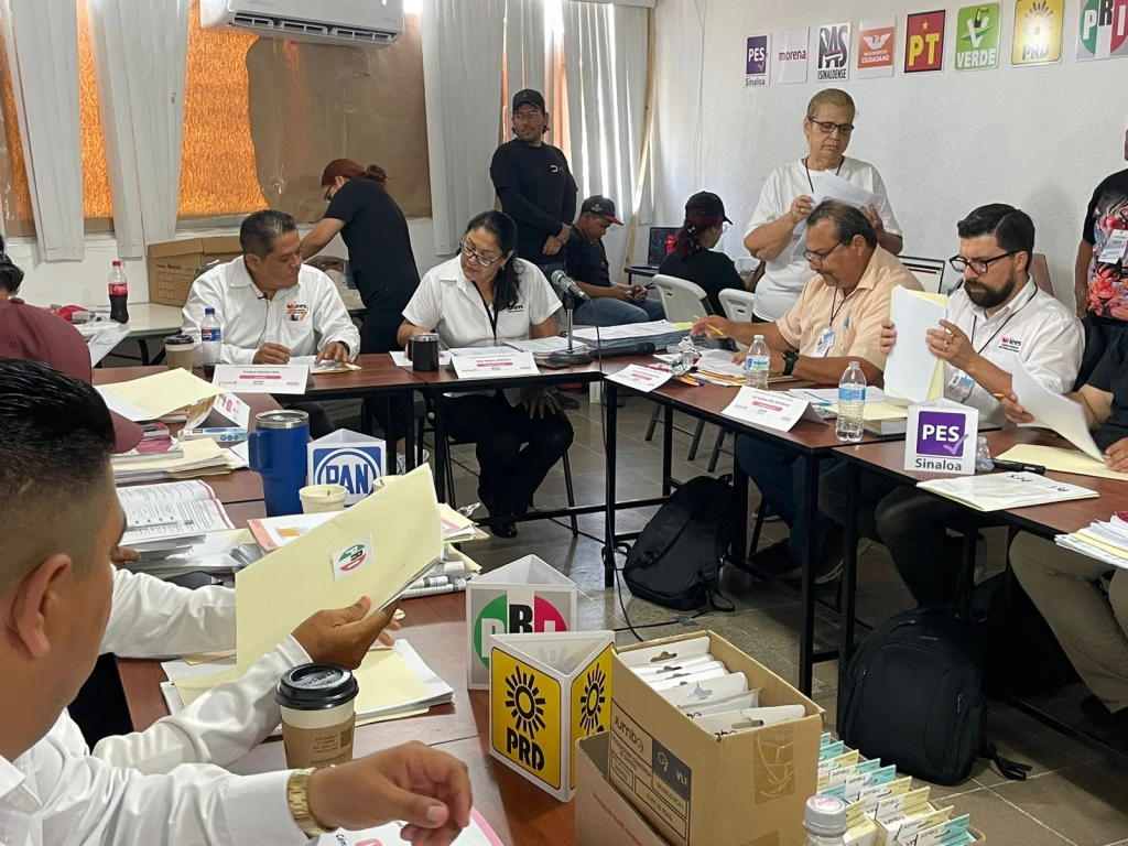 Con tres horas y media de retraso da inicio Sesión de Cómputo de Votos en Mazatlán