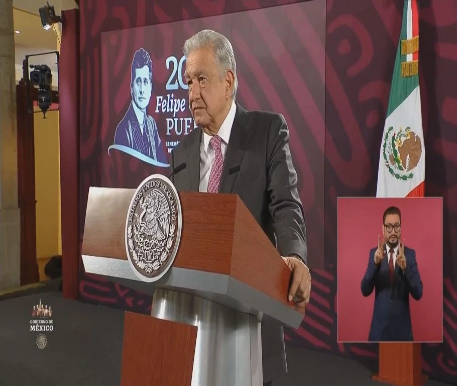 Llama AMLO  a la autocrítica