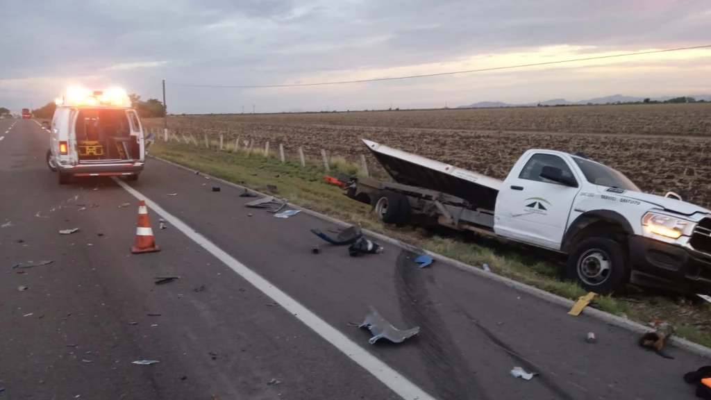 Aparatoso Accidente En La Autopista Mazatlán Culiacán Deja Solo Daños Materiales Seguridad 