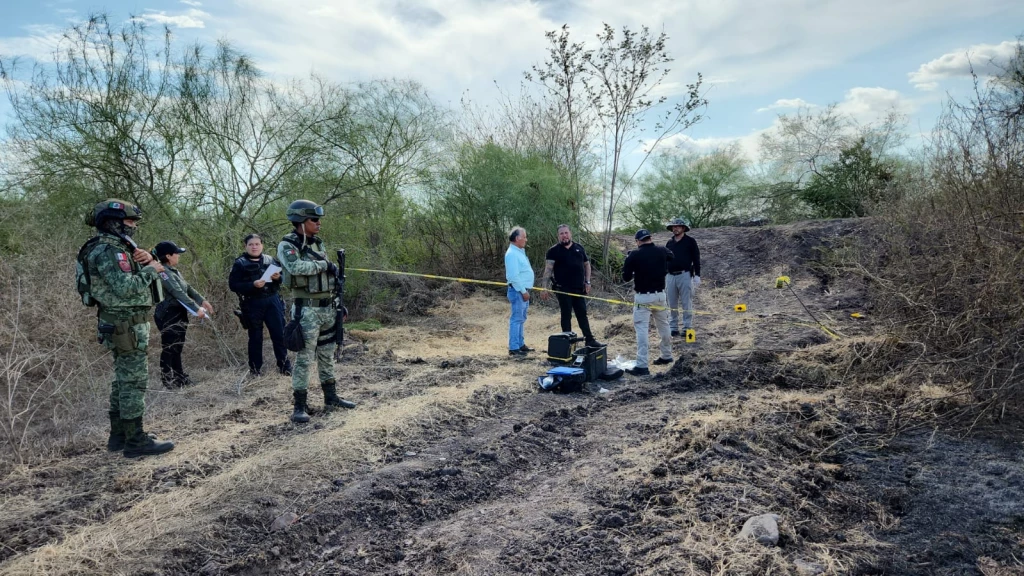 Encuentran cuerpo calcinado en campo agrícola de Navolato