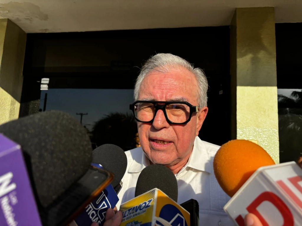 No hay toque de queda: Gobernador Rocha