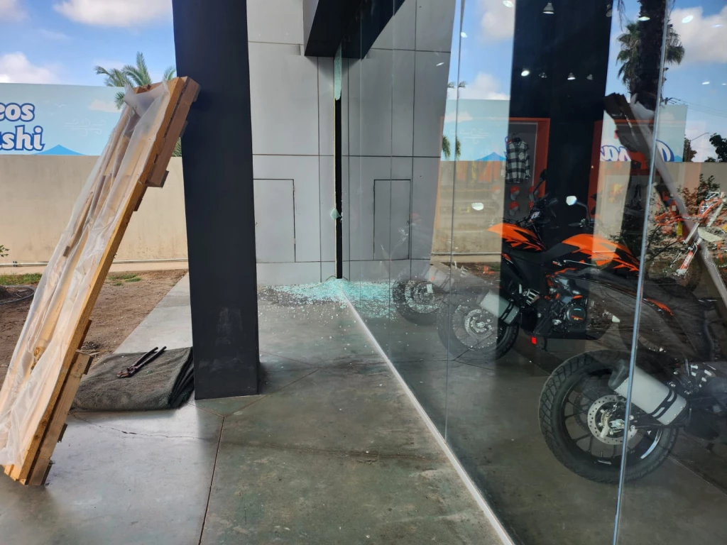 ¡Otro más! atracan negocio de motocicletas de alta gama en Culiacán
