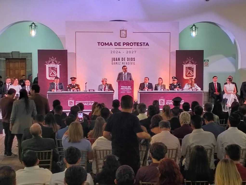 Juan de Dios Gámez Mendívil toma protesta como alcalde de Culiacán