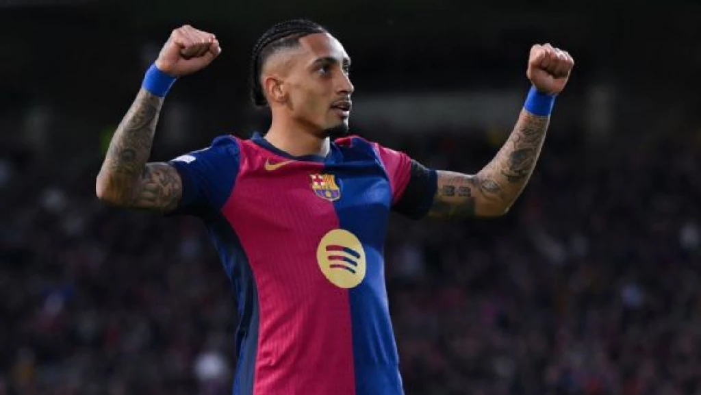 Raphinha deja atrás a Neymar al estar al ritmo goleador de Messi