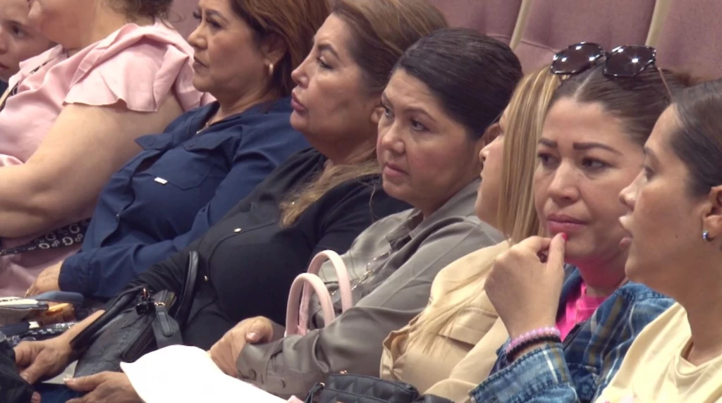 Viudas de policías exigen a la FGE pago completo de pensiones