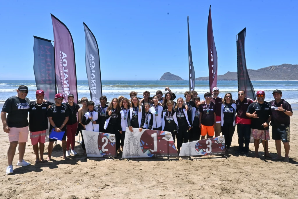 Jóvenes surfistas destacan en clasificatorio rumbo a la Olimpiada Nacional CONADE 2025