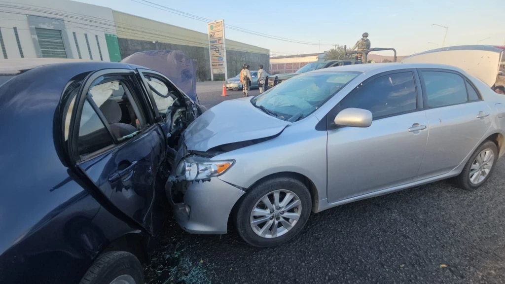 Fuerte accidente automovilístico sobre La Costerita deja siete lesionados, entre ellos una mujer