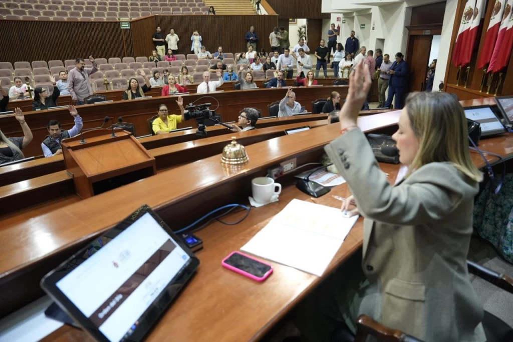 Congreso de Sinaloa da lectura a tres iniciativas; destaca propuesta del gobernador en materia fiscal