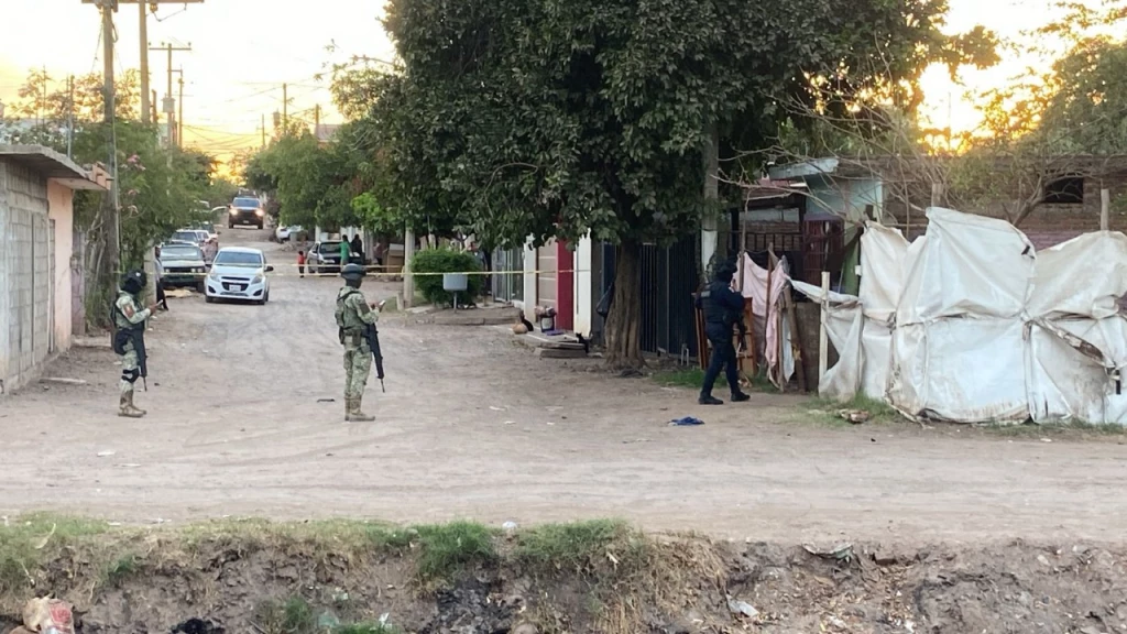 Ataque armado en la 5 de Febrero deja dos muertos y un herido