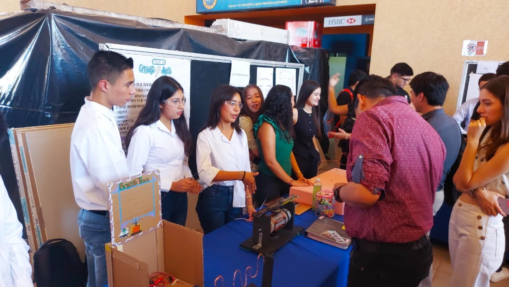 Celebra ITSON la 55 edición de la Expo Física