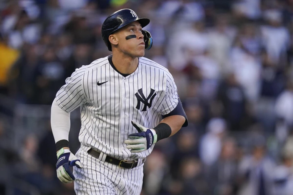 Aaron Judge, “El juez” conecto su duodécimo jonrón de la temporada