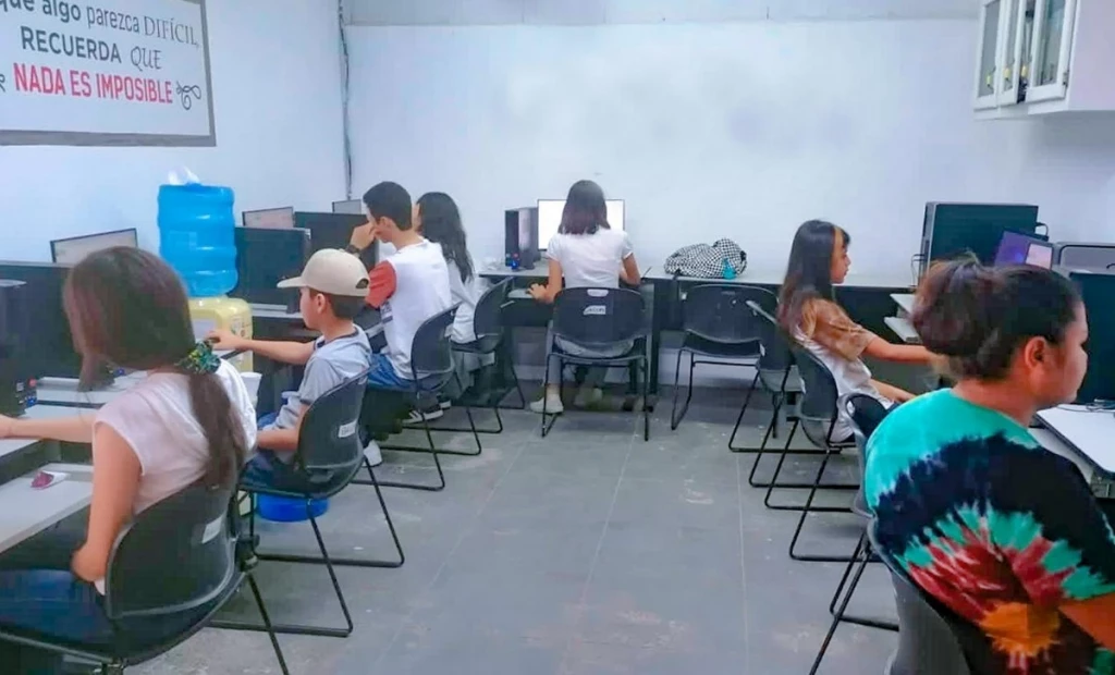 Esfuerzos de Gobernador Durazo colocan a Sonora en primer lugar nacional en alfabetización: ISEA