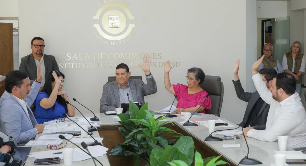 Aprueba Comisión de Gobernación reforma constitucional sobre transparencia, no reelección y nepotismo