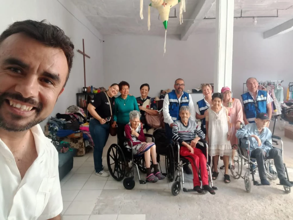 Personas con movilidad reducida podrán tener sillas de ruedas sin costo