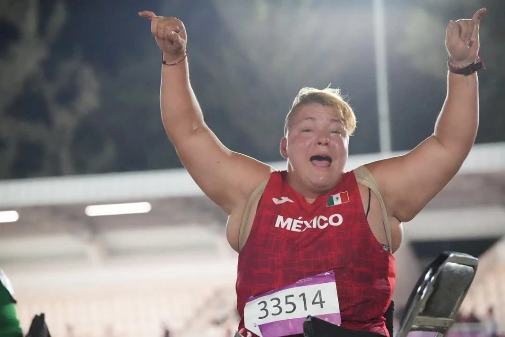 Rosa María Guerrero impone nueva marca en el lanzamiento de disco