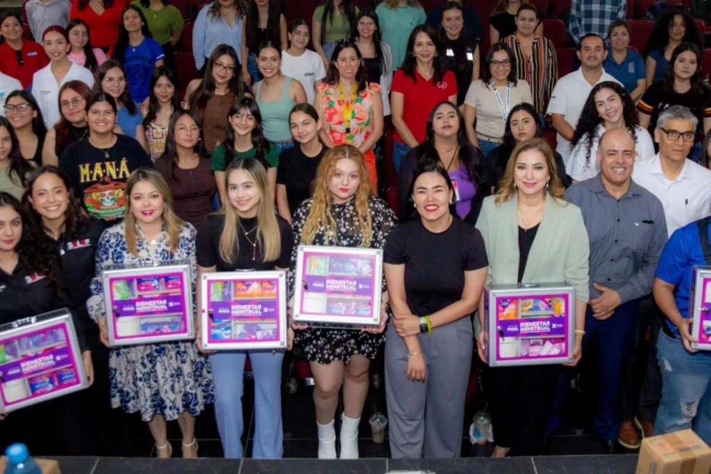 Gobierno de Sonora entrega botiquines de Bienestar Menstrual a ITSON Náinari