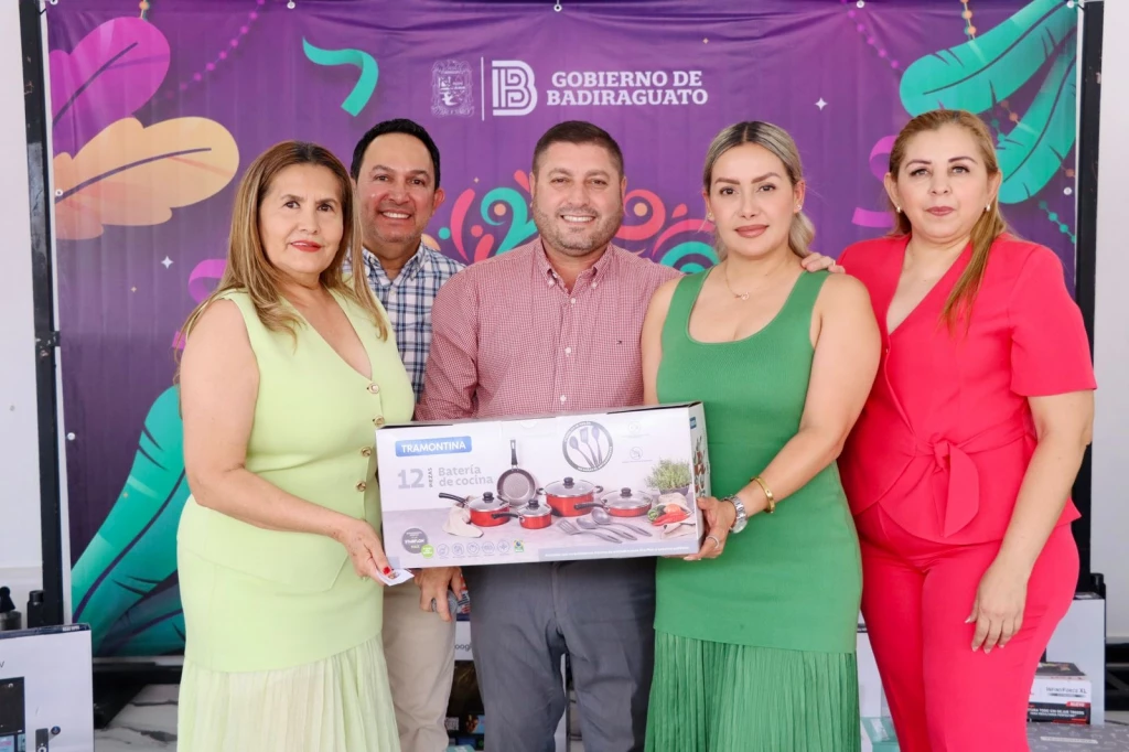 “Los maestros tienen un aliado presidente”: José Paz López reconoce y reitera su compromiso a docentes en Badiraguato