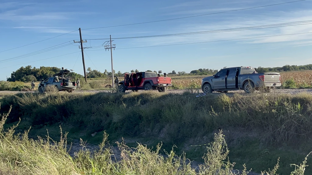 Fuerte enfrentamiento entre militares y civiles armados, deja un civil sin vida en Otameto, Navolato