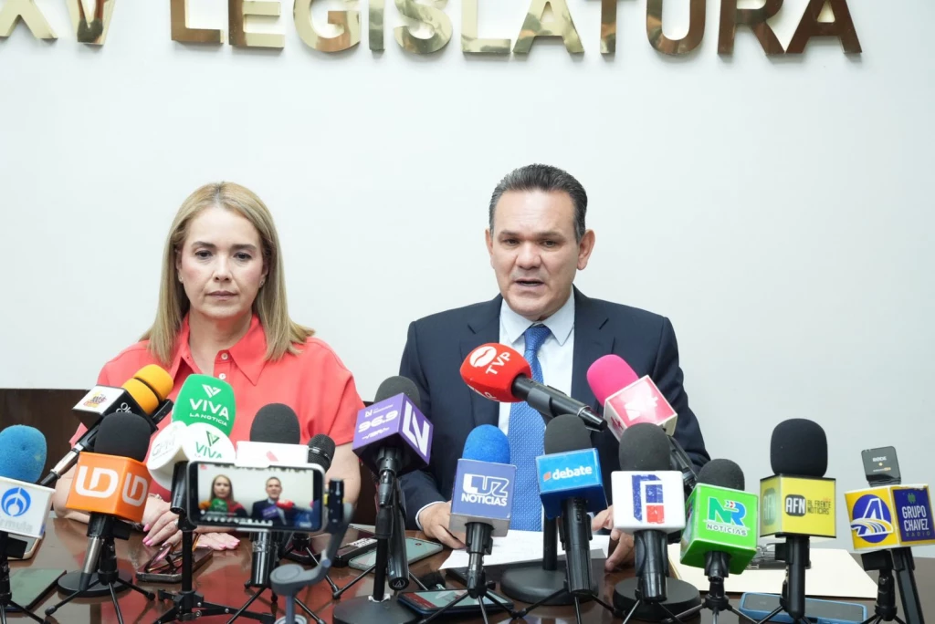 Que sea por ley la aplicación de un sistema educativo de modalidades mixtas para Sinaloa: MC