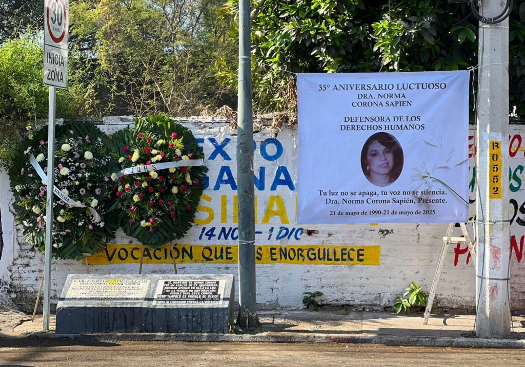 Conmemoran la vida de Norma Corona Sapién
