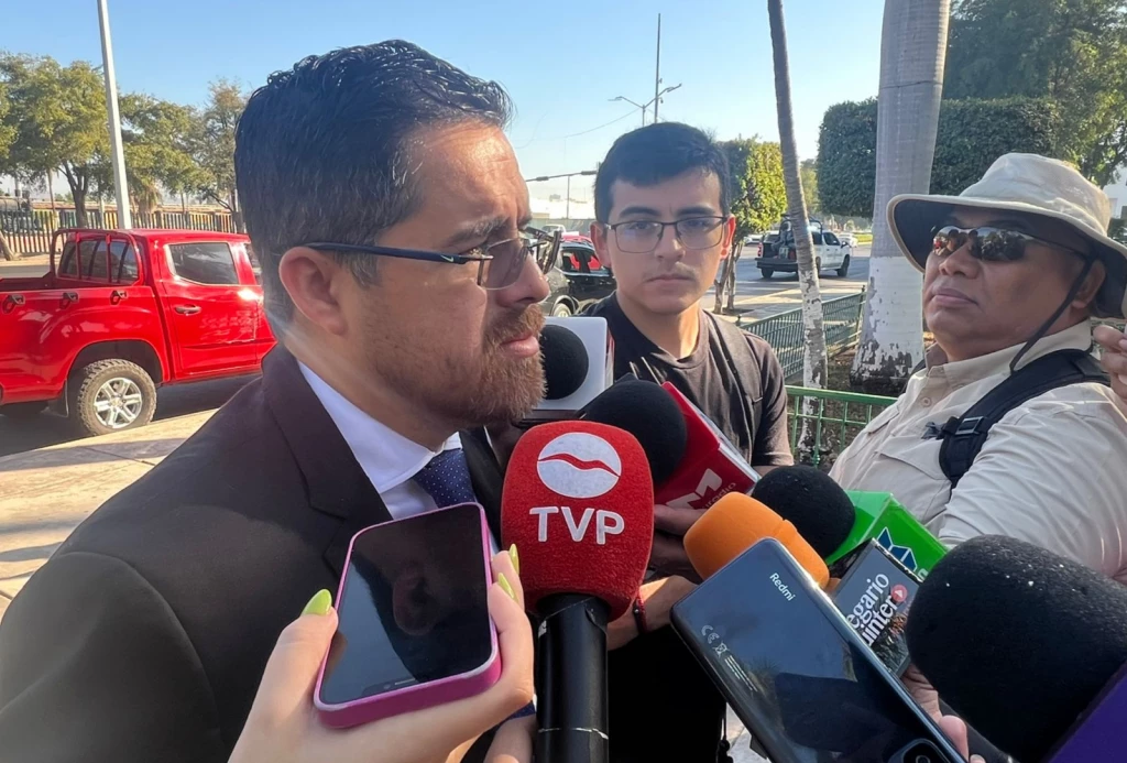 Por violencia cierran 12 centros de salud en Sinaloa