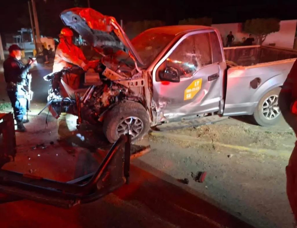 Un muerto y un herido tras aparatoso accidente automovilístico en Rosario, Sinaloa