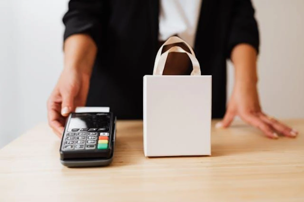 Simplifica el pago con una terminal punto de venta para negocio