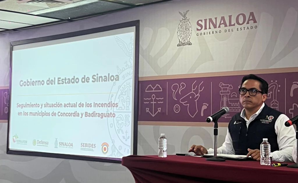 Mantienen vigilancia en incendios forestales en Sinaloa