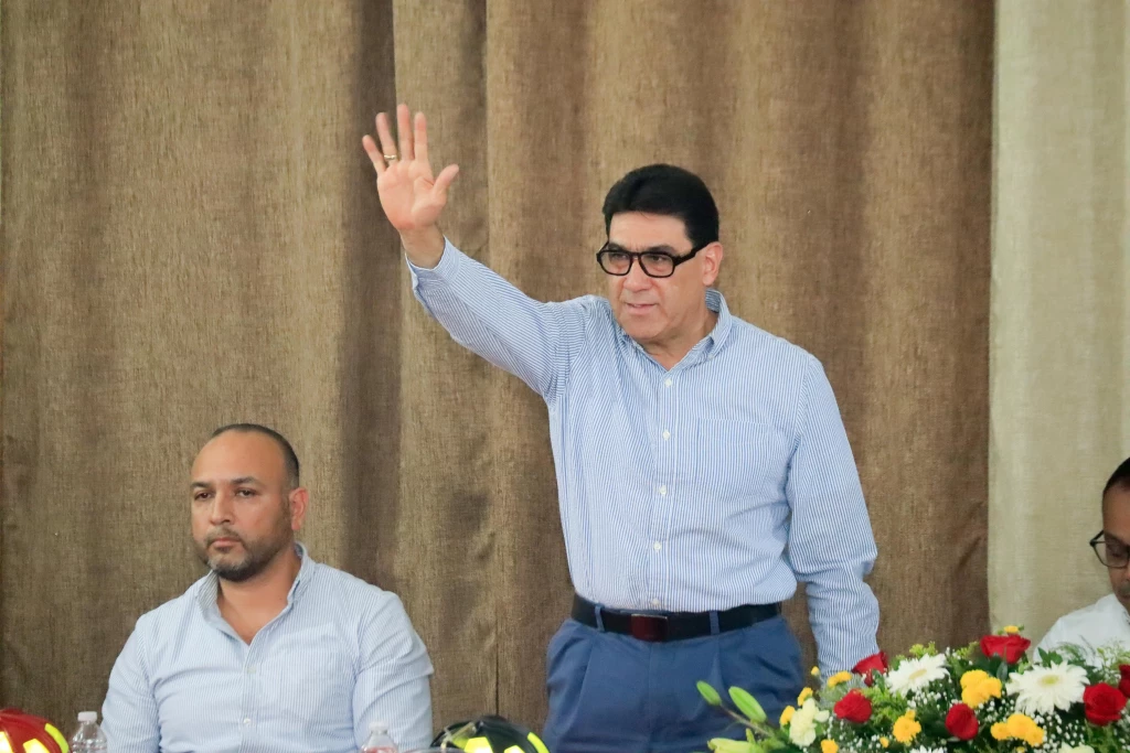 Entrega Juan Gim nuevos equipos a bomberos voluntarios de Nogales Con inversión de más de 6 millones de pesos, se refuerza la seguridad de quienes protegen a la ciudad