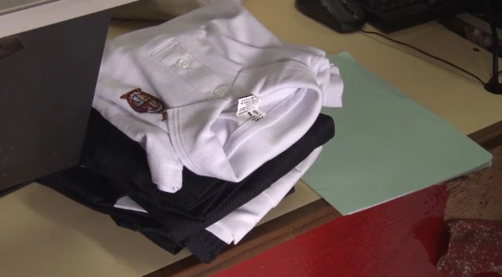 Del 4 al 24 de agosto periodo de canje de uniformes gratuitos