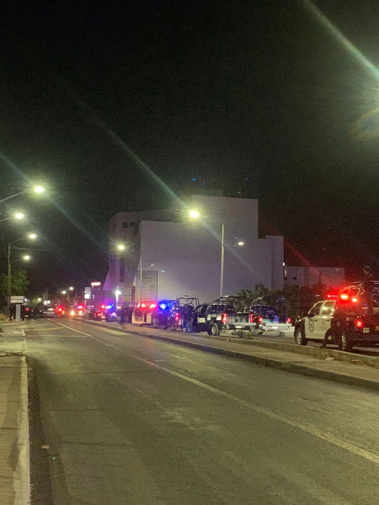 Reportan que fueron municipales los detenidos en clínica de Culiacán