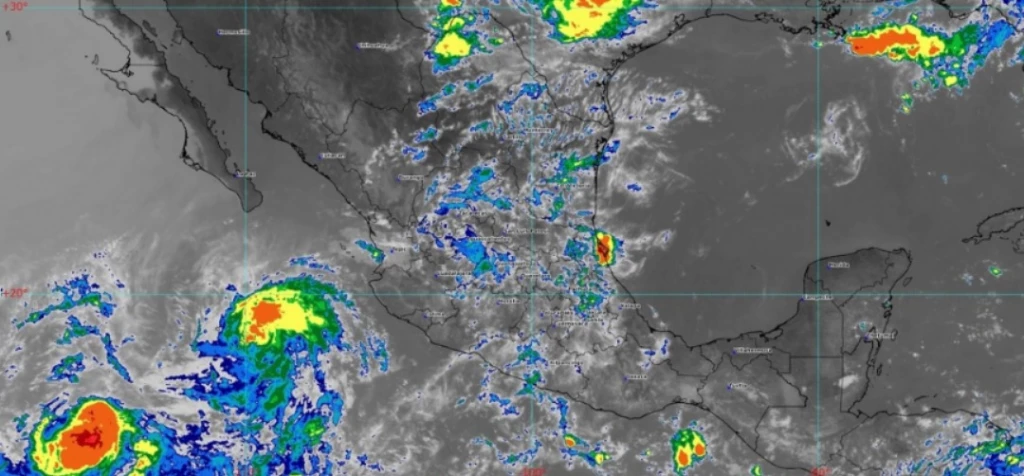 Bárbara se debilita a tormenta tropical en el Pacífico Mexicano