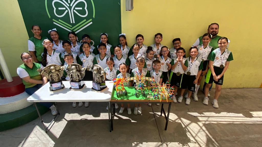 Alumnos de Colegio Los Tréboles de Mazatlán ganan tres trofeos en concurso nacional NASA STEM Challenge