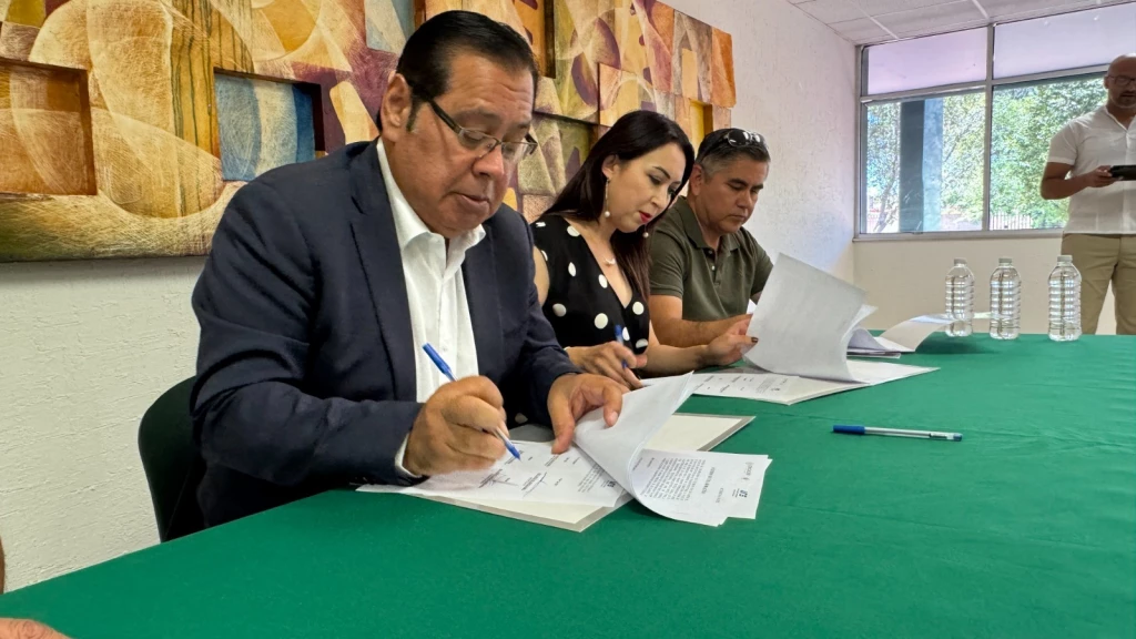 Fortalece Gobierno de Sonora competencias profesionales de docentes universitarios: UTS
