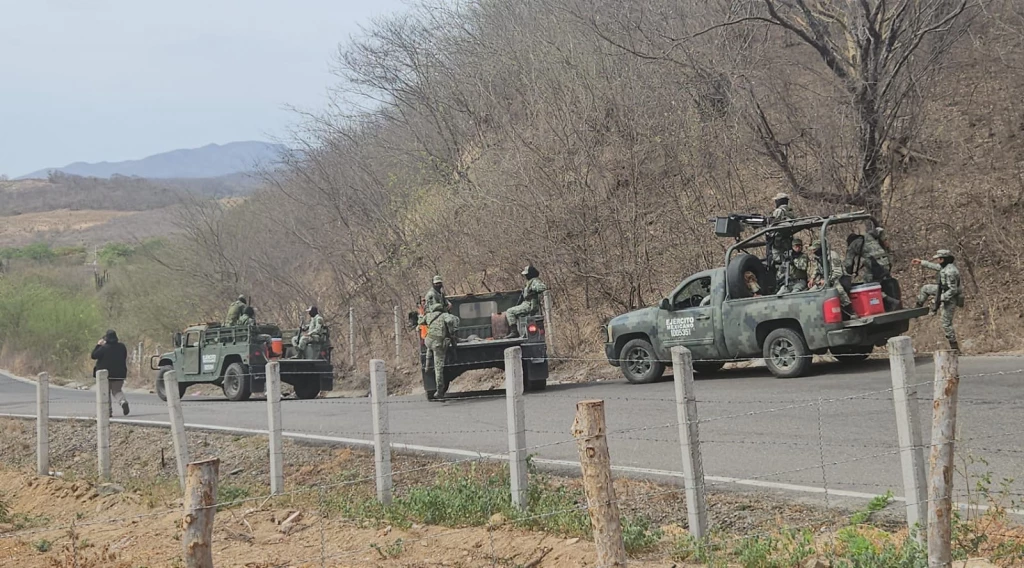 Hallan sin vida a presunto gatillero en la zona serrana de Tepuche, Culiacán