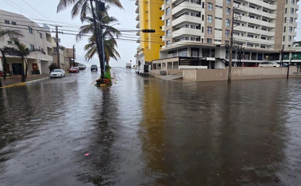 Desprendimientos en algunos cerros y un acumulado de casi 40mm dejan lluvias del fin de semana en Mazatlán