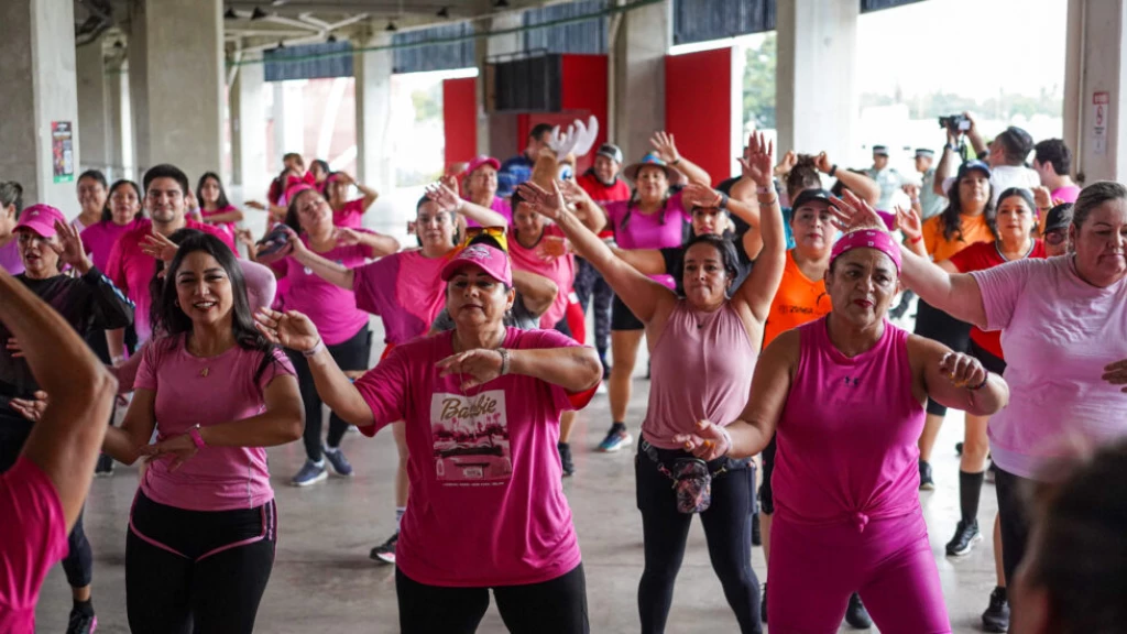 Bailan con causa para Casa Valentina
