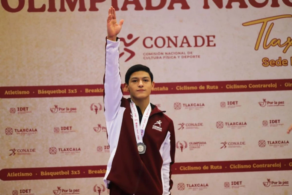 Alumno de Cobach Sonora se proclama campeón de gimnasia en Olimpiada Nacional 2025